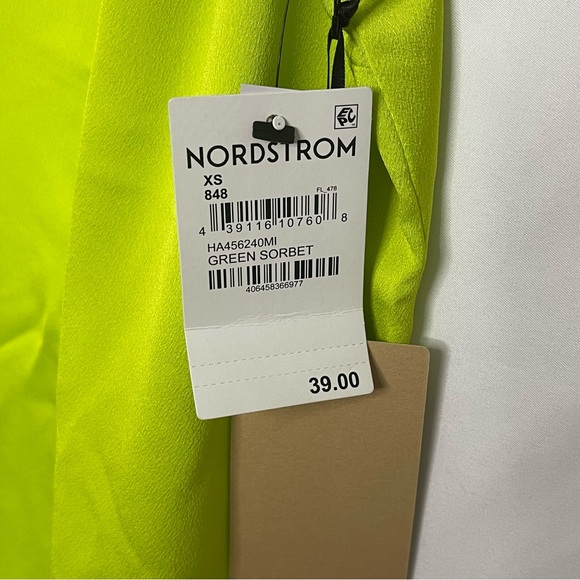 Halogen NEON Yellow Green Camisole - Picture 2 of 3